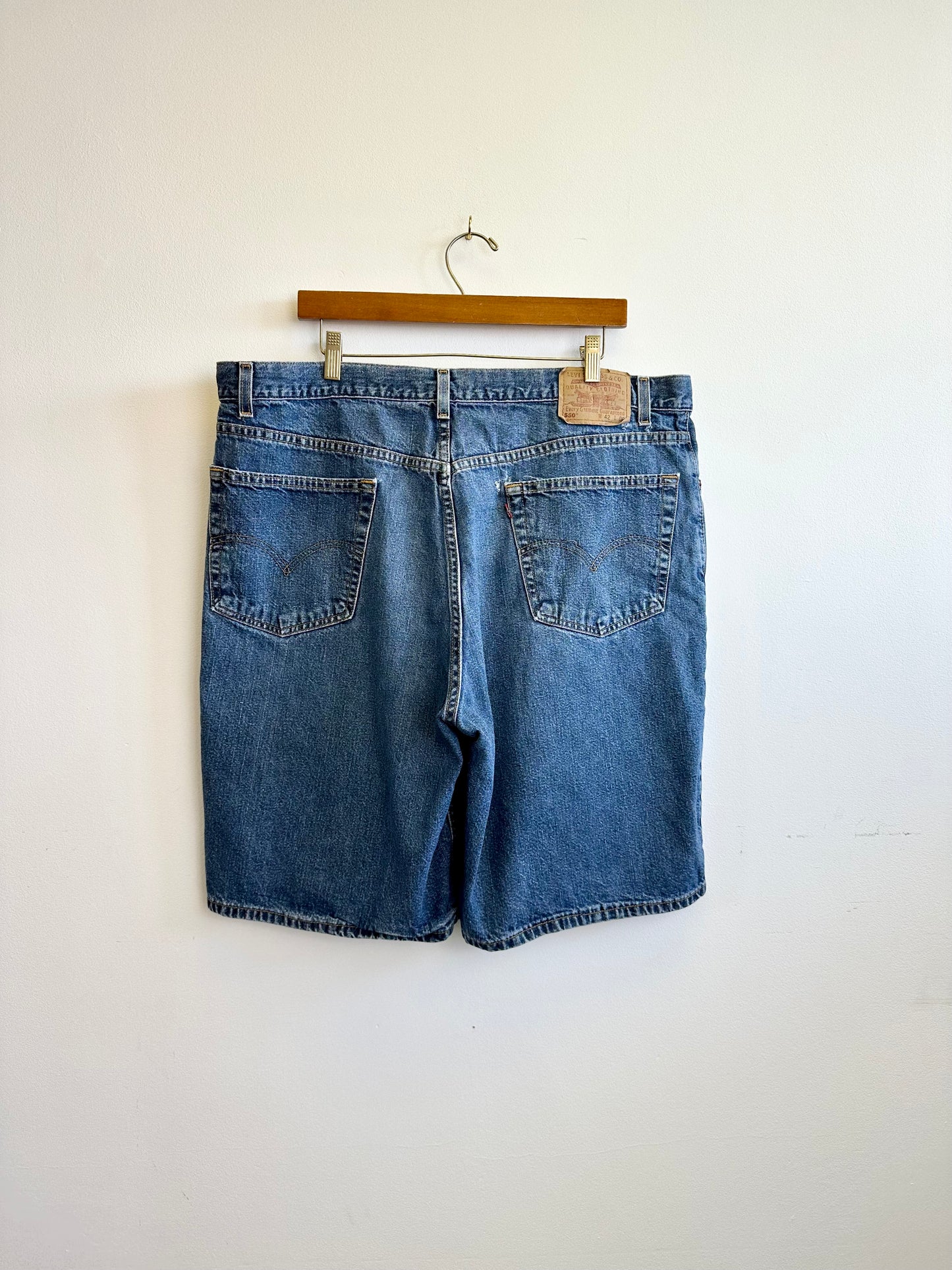 Levi’s 550 Vintage Relaxed Fit Blue Denim Jean Shorts Jorts