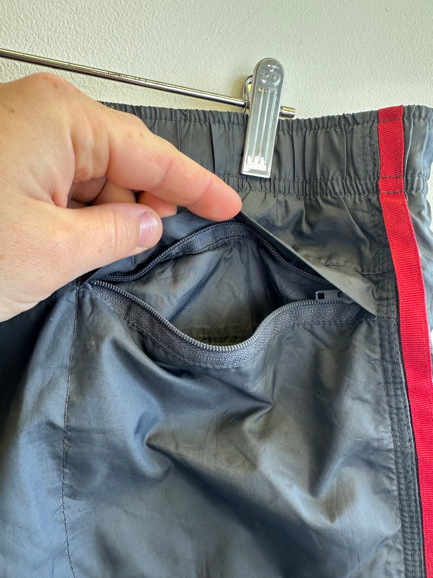Nike 00s Y2K 3/4 Length Shorts
