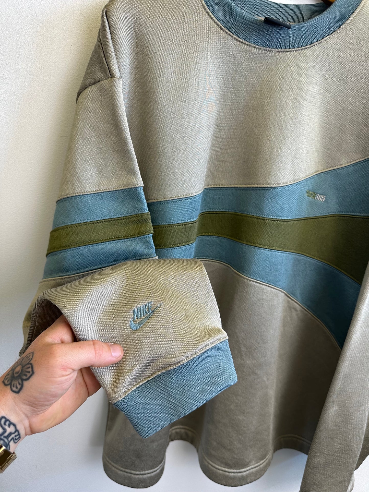 Nike Track 365 Vintage Rare Embroidered Panelled Y2K Boxy Sweatshirt