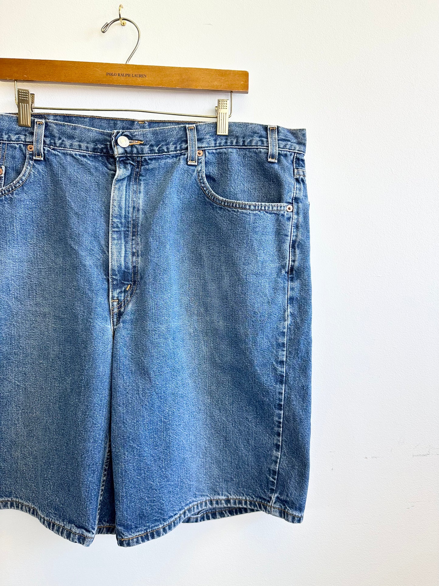Levi’s 550 Vintage Relaxed Fit Blue Denim Jean Shorts Jorts
