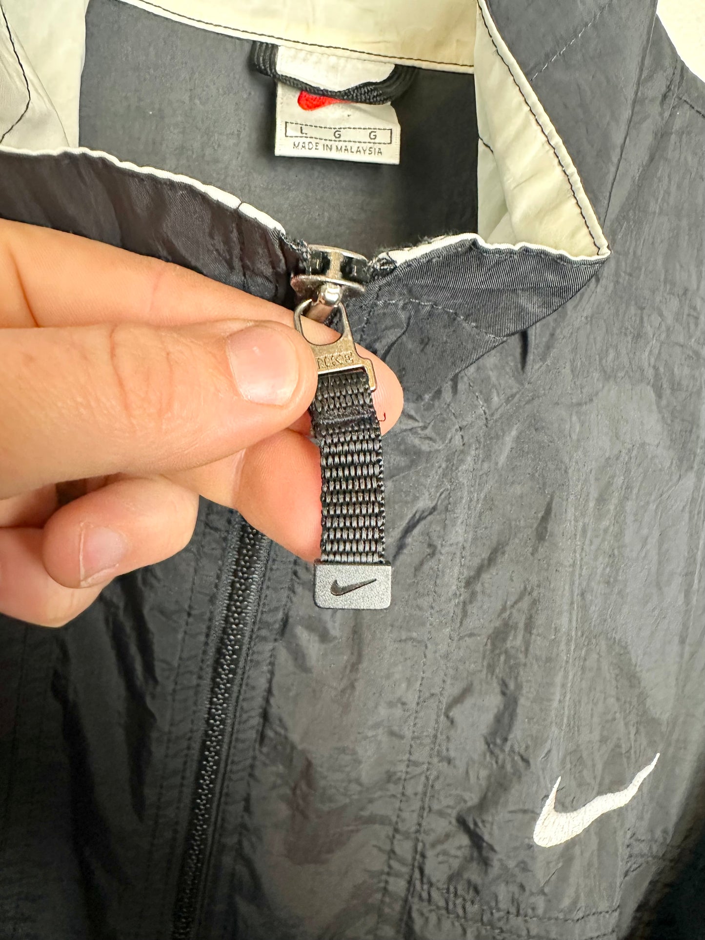 Nike 90s Black Embroidered Vintage Track Jacket